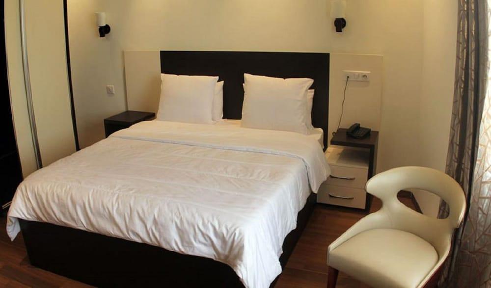 Ikram El Dhayf Hotel Algír Kültér fotó